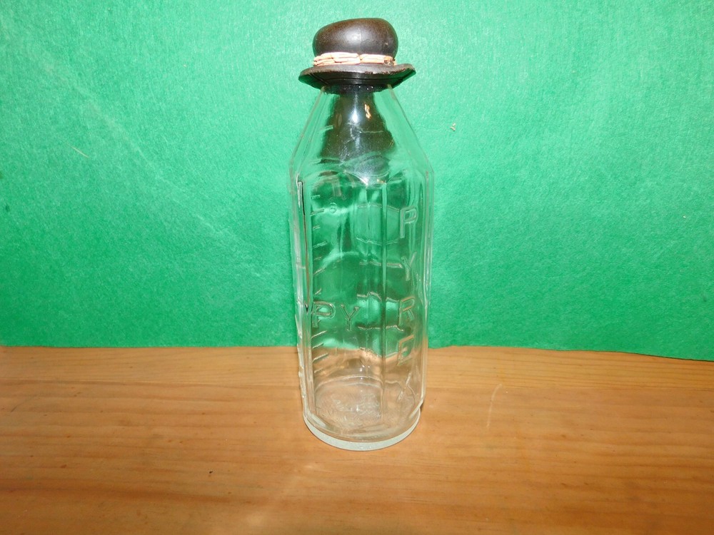 Pyrex 8 oz glass Baby Bottle