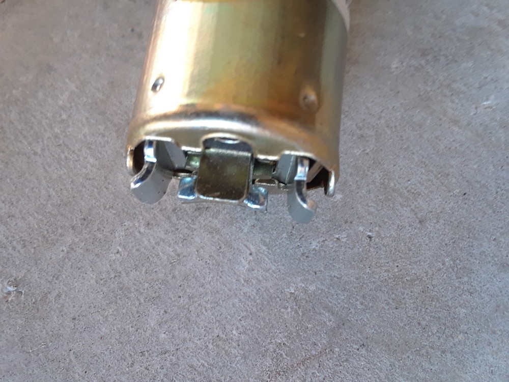 falcon single point latch