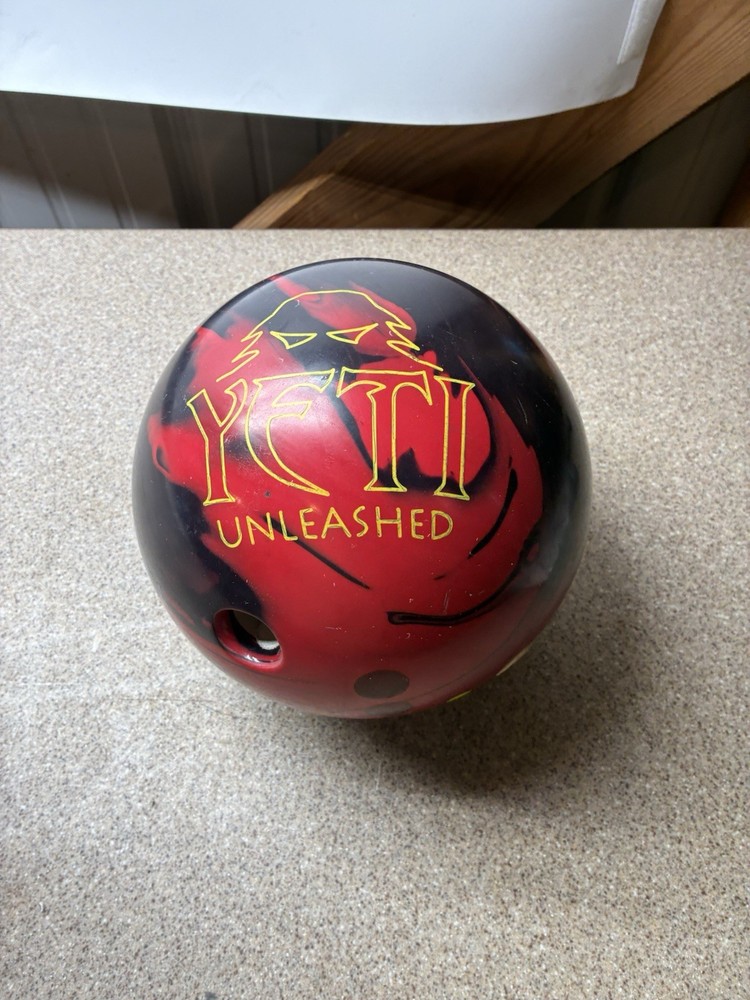 Radical Bowling Ball Yeti Unleashed Red Black Right Hand Second Drill