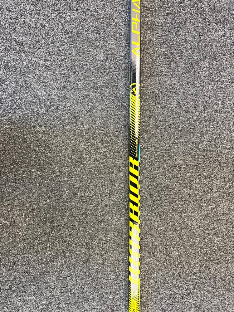 Warrior Alpha DX SE2 Grip Intermediate Composite Stick 55 FLEX