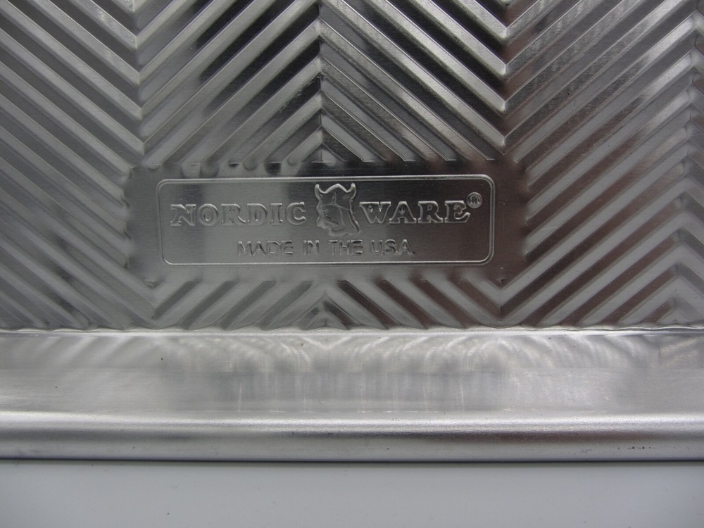 Nordic Ware 2 Pack Prism Quarter Sheets New!!