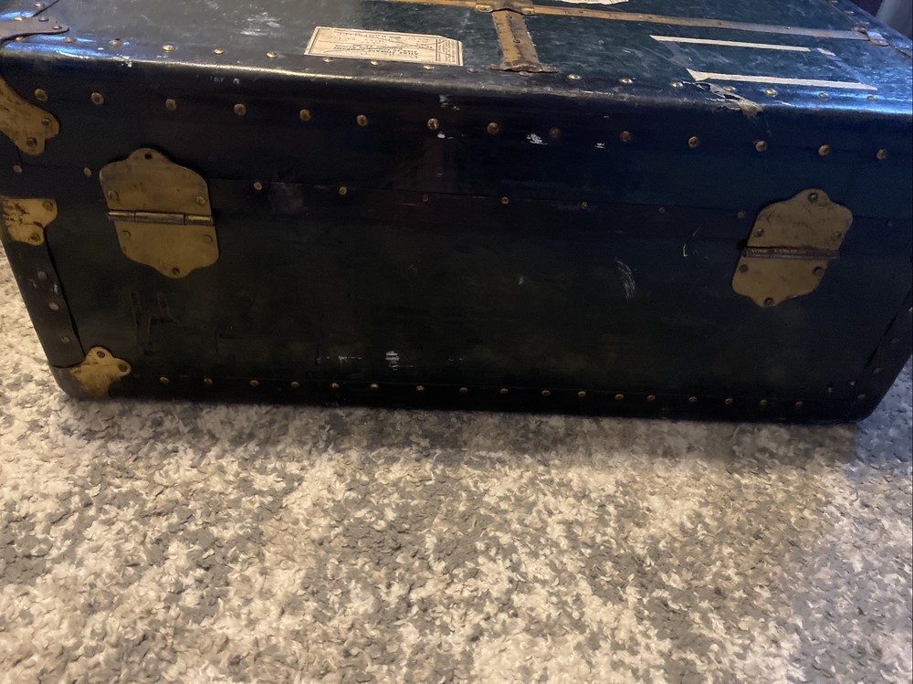 World War 2 Army Trunk ?
