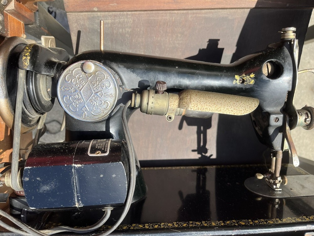 Edison Sewmaster Sewing Machine Model 21