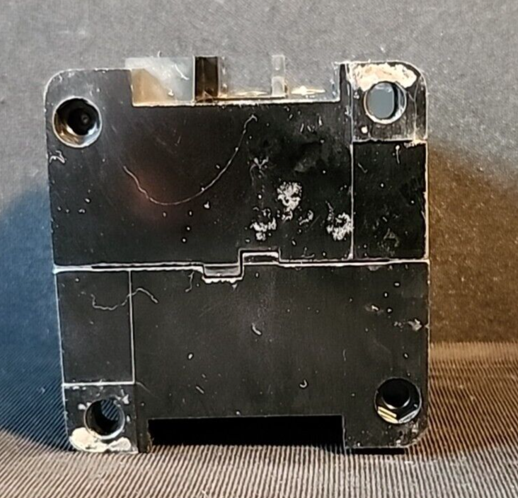 Yaskawa HI-20ED AC Magnetic Contactor