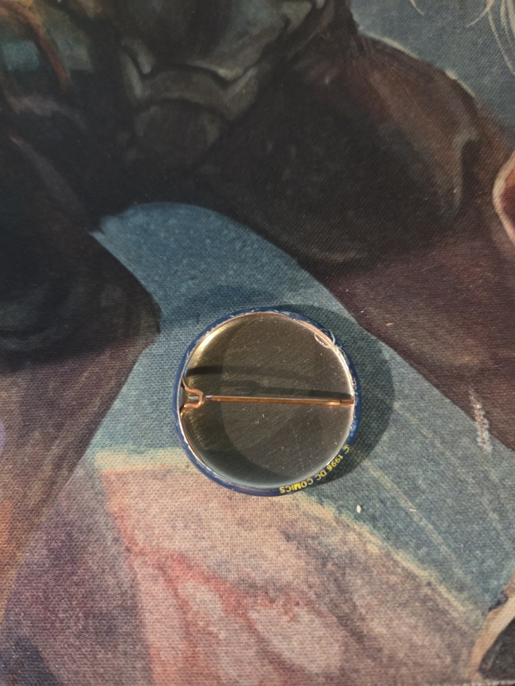 Superman S Logo Pin Button 1996 Vintage