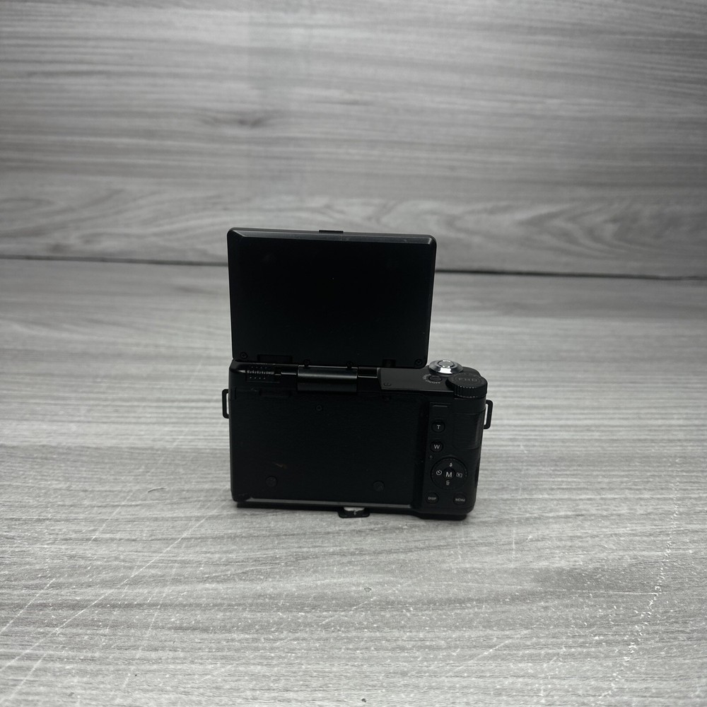 Amkov Digital Camera Tft 3.0” W/ Battery