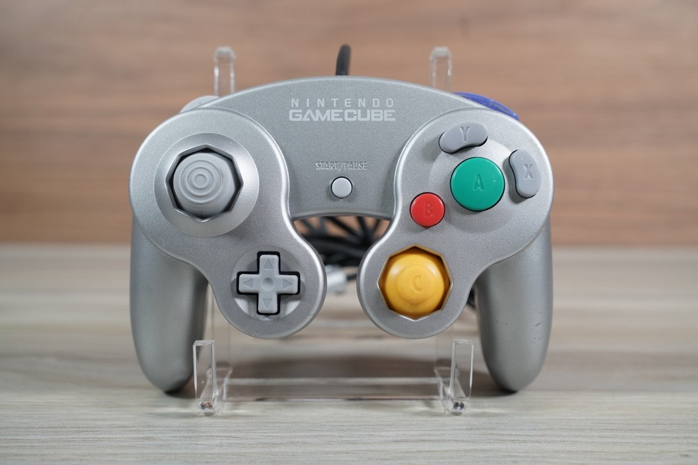 Official OEM Genuine Nintendo GameCube Controller Silver DOL-003 T2 stick