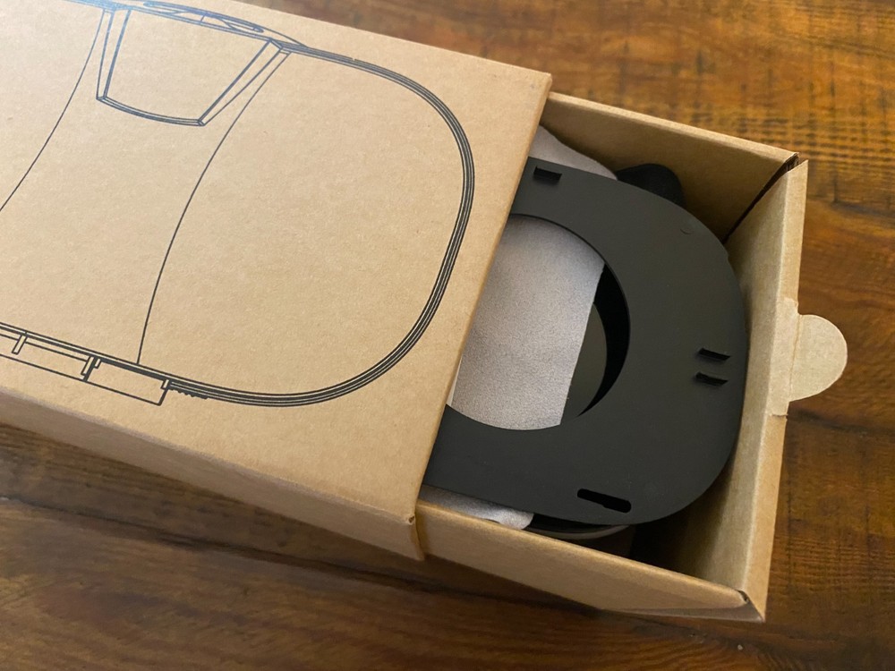 NIB 3D VR Headset Virtual Reality Glasses and Wireless Bluetooth Controller