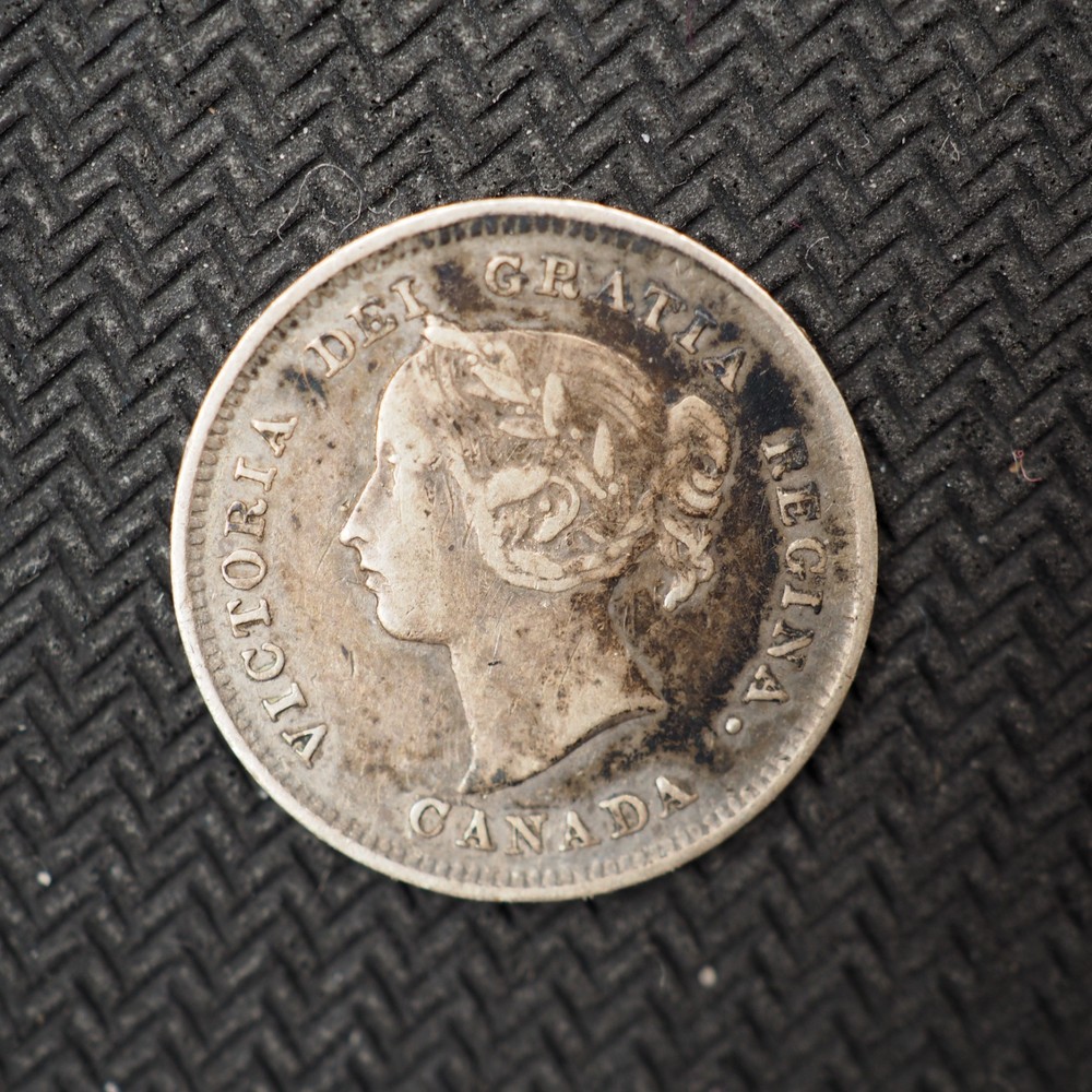 1888 CANADA FIVE CENT SILVER COIN **NICE** FREE SHIPP! C3090