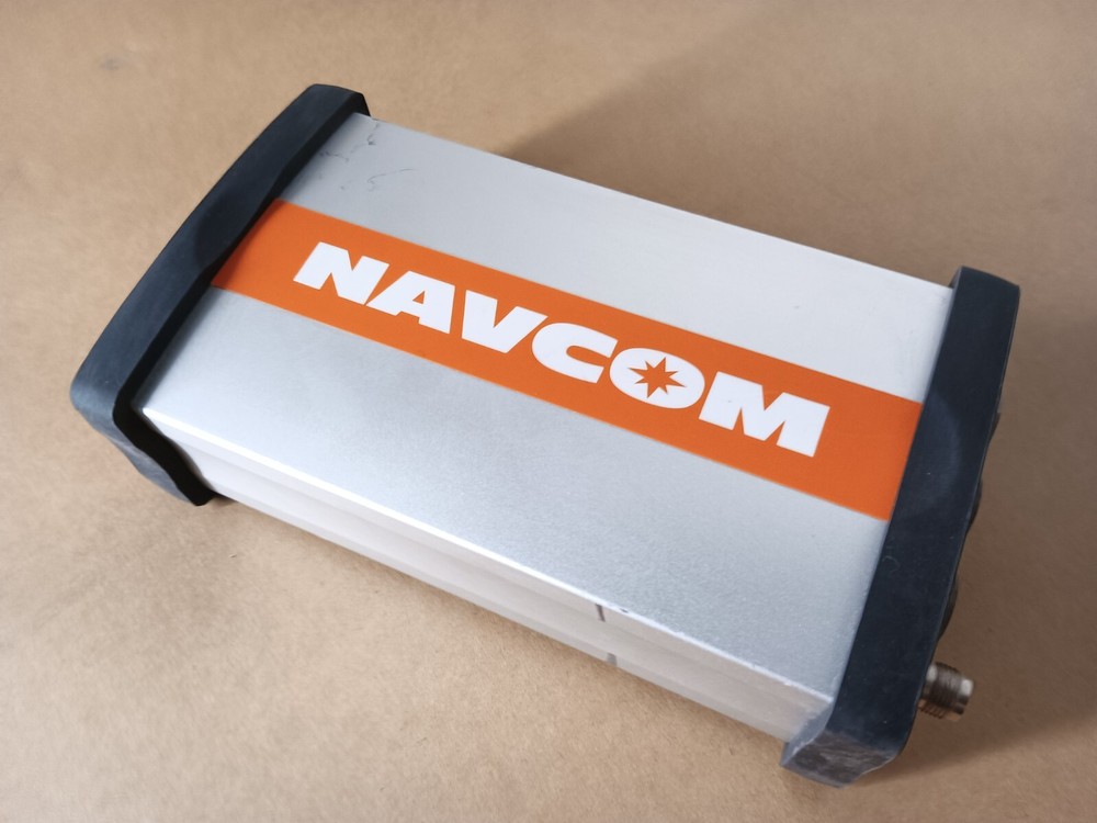 JOHN DEERE NavCom SF-2110M Modular L1 GPS and StarFire Receiver