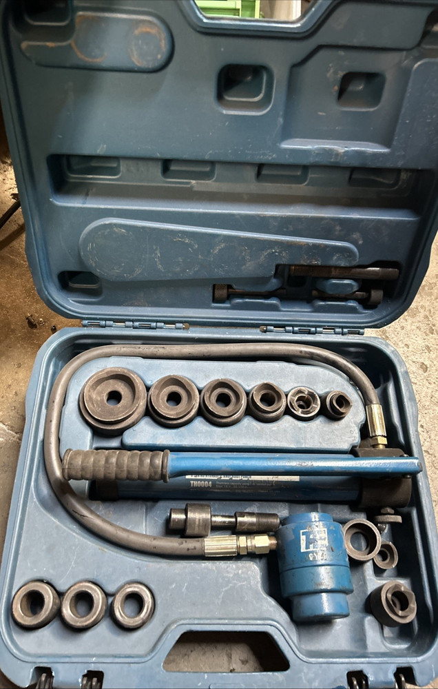 TEMCo TH0004 Hydraulic Punch Set Knockout Kit