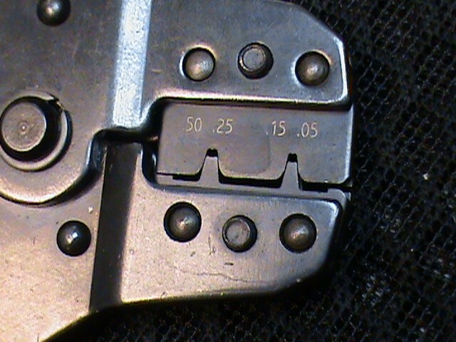 XCELITE COOPER TOOLS Crimper MIC-3020BL D-Sub Open Barrel Crimping Tool Sweden