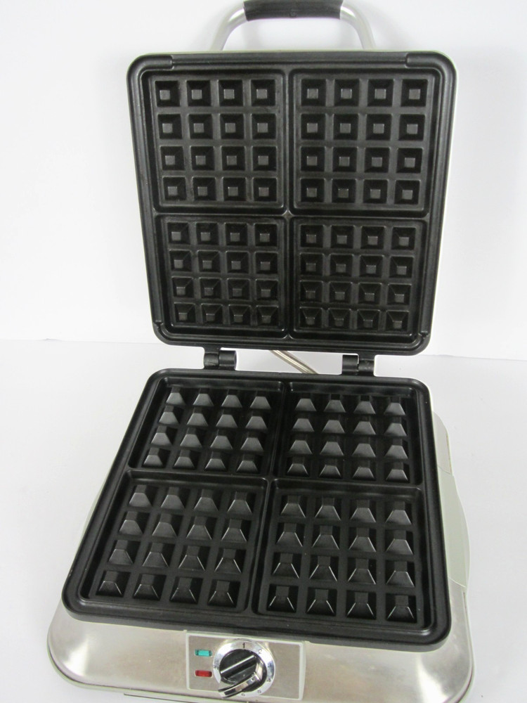 Cuisinart 4-Slice Square Belgian Waffle Maker WAF-4B Stainless Tested Working