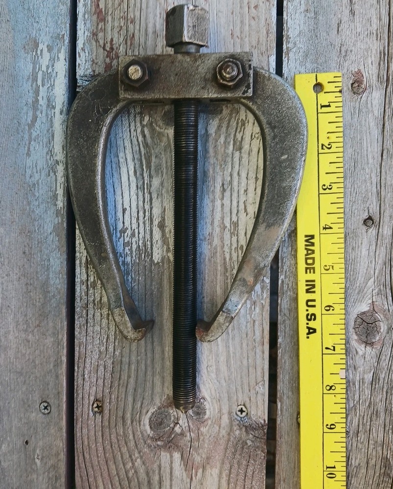 Craftsman No. 4691 LARGE Gear Puller 2 Jaws