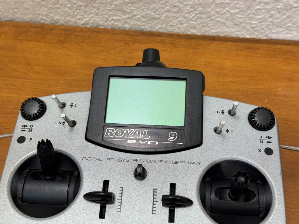 Multiplex Royal Evo 7 HFMS-72 Digital RC System Transmitter, No Antenna/Battery