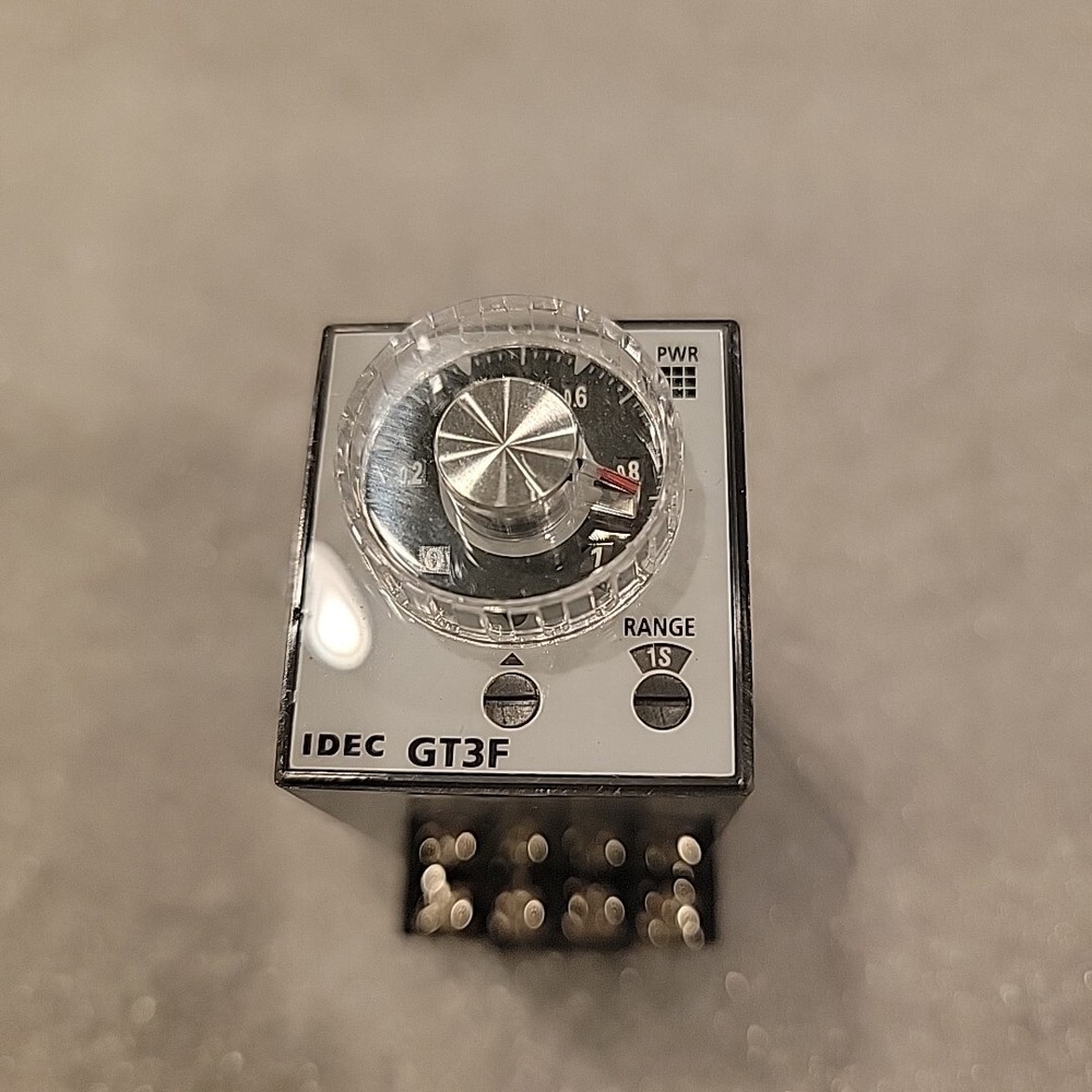 IDEC GT3F-2AF20 Electronic Timer 100-240VAC