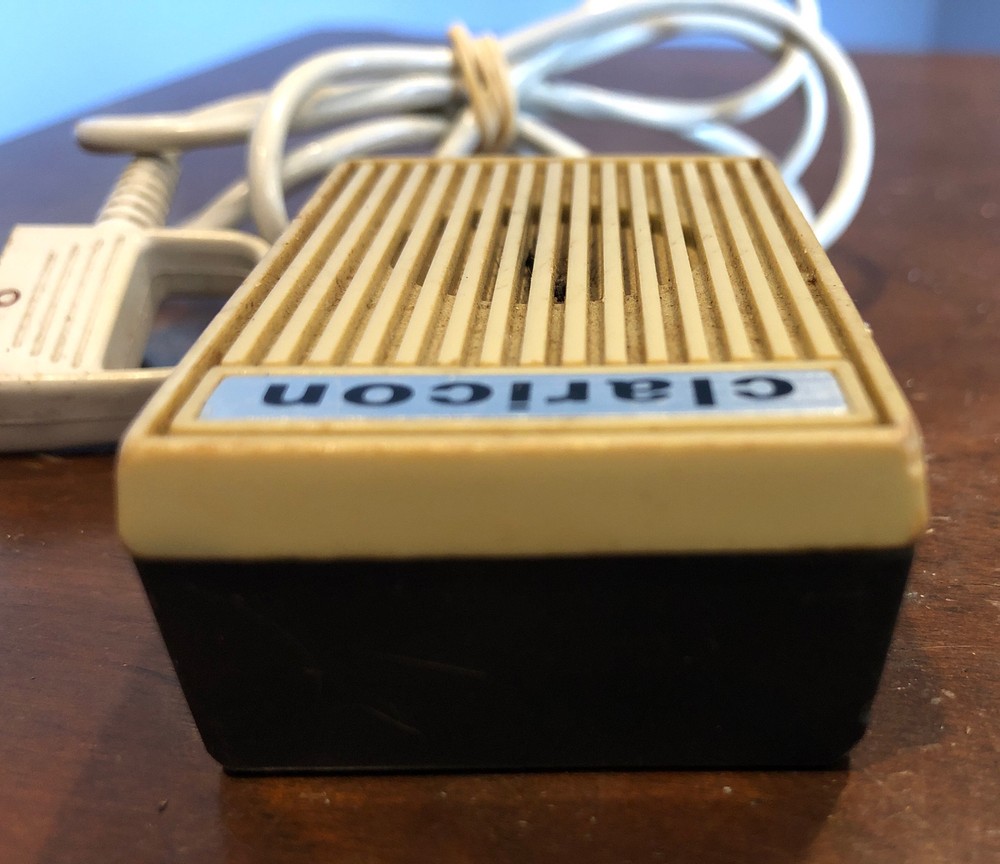 Vintage CLARICON Dynamic Microphone Japan 200 Ohms