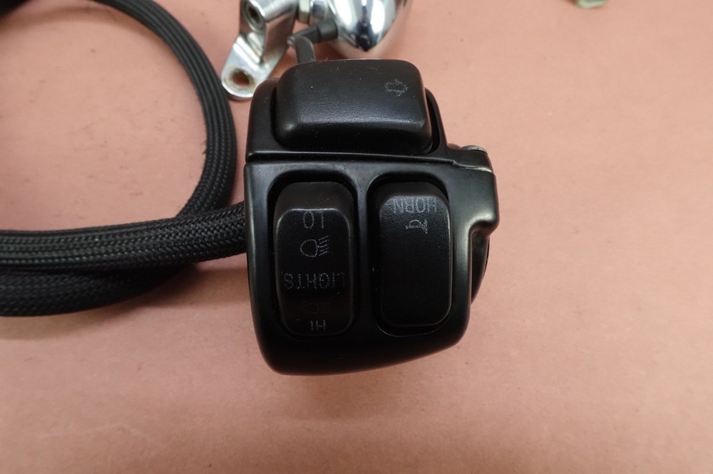2009-2017 Harley Davidson Dyna Fat Bob FXDF Left Control Switch & Turn Signal