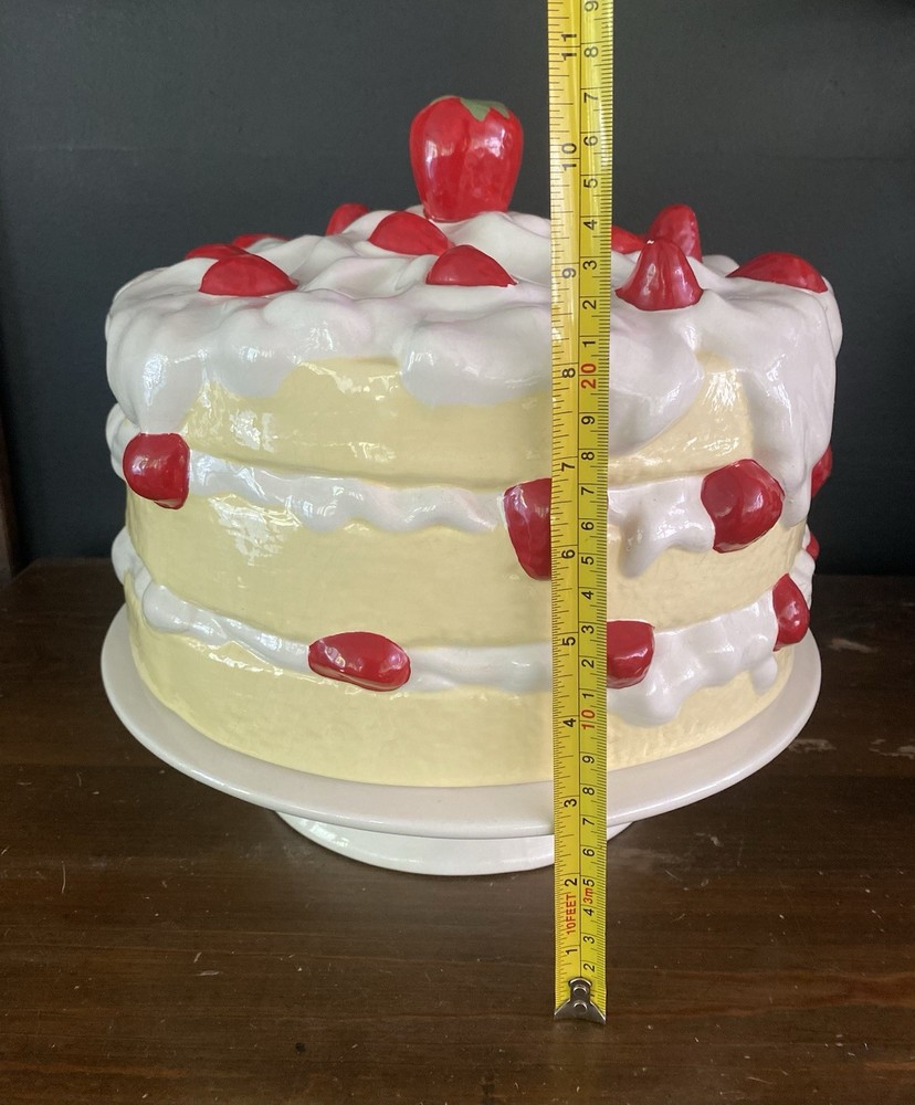 Vintage Ceramic Strawberry Shortcake Pattern Cake Stand with Lid