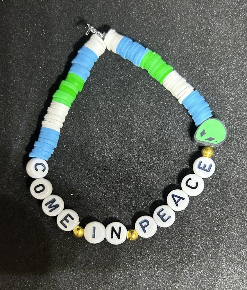 Come in Peace (Alien) Heishi Bracelet