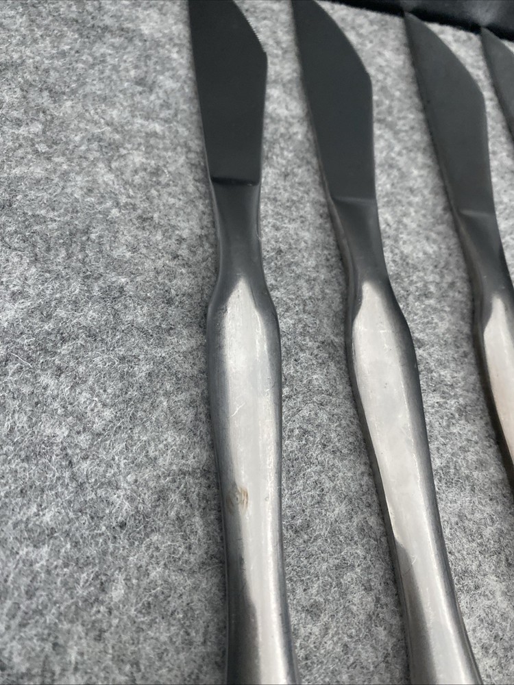 4 Retroneu 18/10 Stainless SILHOUETTE Flatware Modern Solid Knives