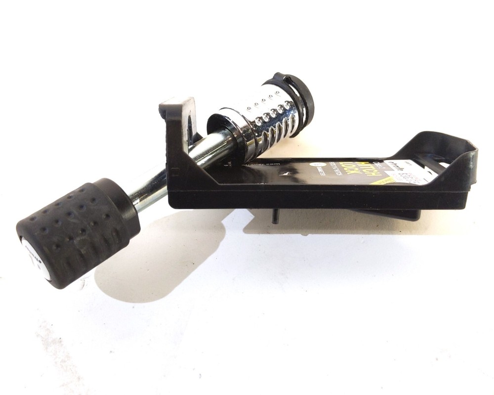 Class 2 Hitch Lock Fits 1-1/4" Hitch 1/2 Diameter