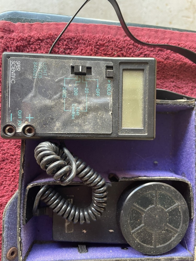 SPER SCIENTIFIC Light Meter No 840021 Plus Original Case