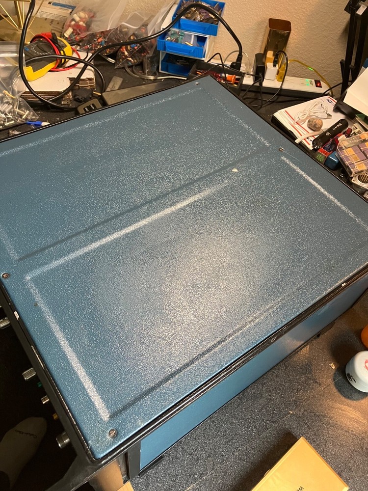 EIP 924 3-12.4ghz Microwave Source