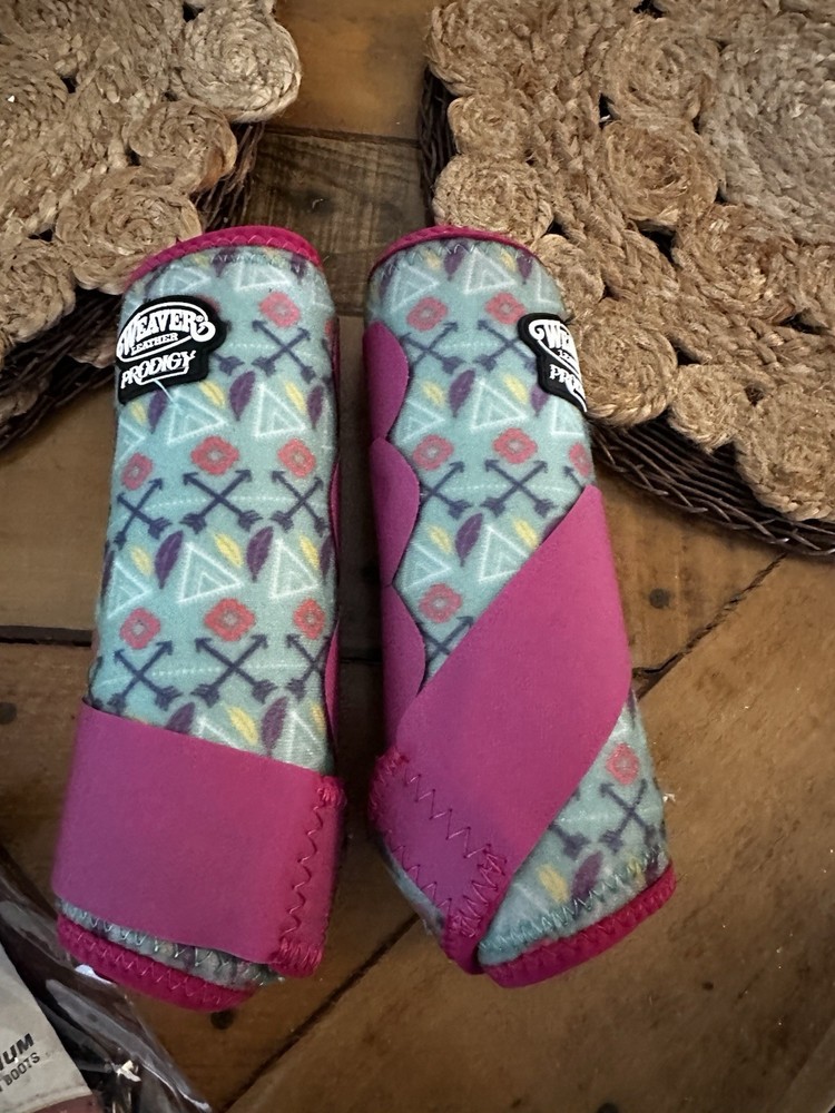 Weaver Medicine Boots Size Medium