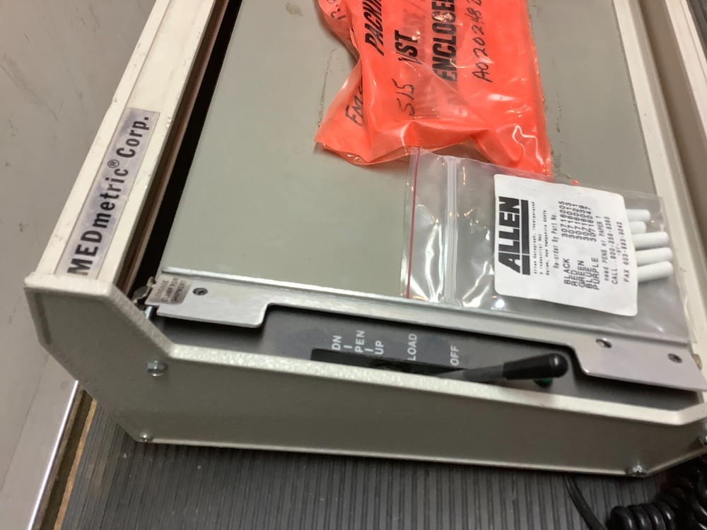 MED METRIC CORP. ALLEN KT2000 X-Y PLOTTER