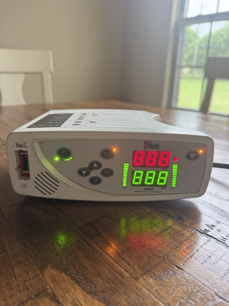 Masimo RAD-8 Pulse Oximeter – Working with Sensor + Charger + Stand