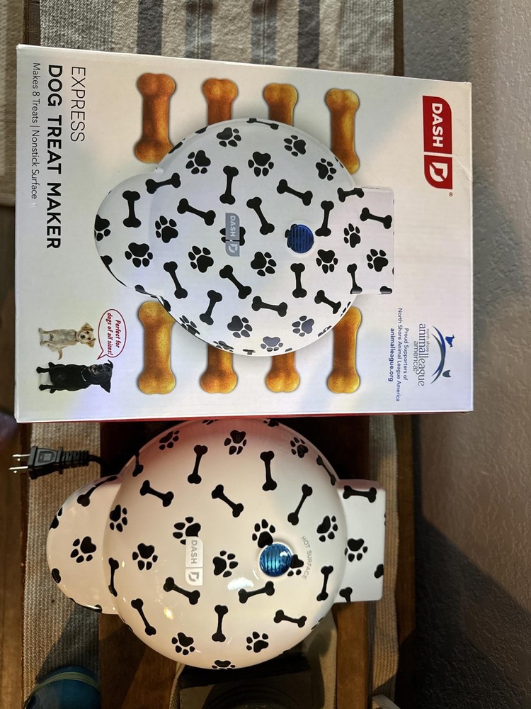 Dash Express Dog Treat Maker