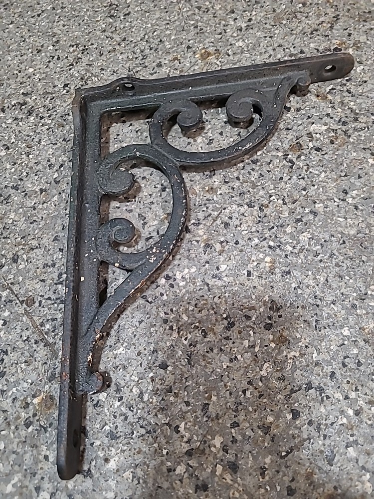 Antique Cast Iron Shelf Bracket