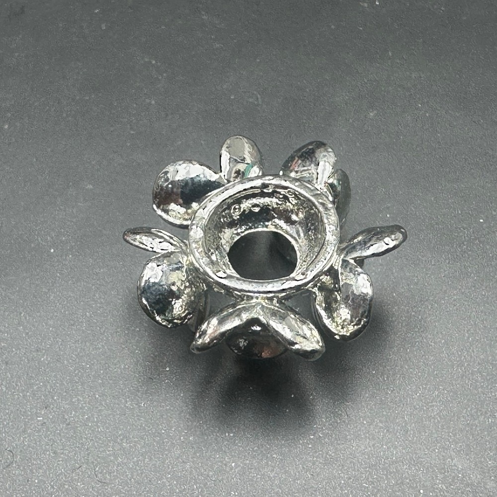 Metal crystal small ball base