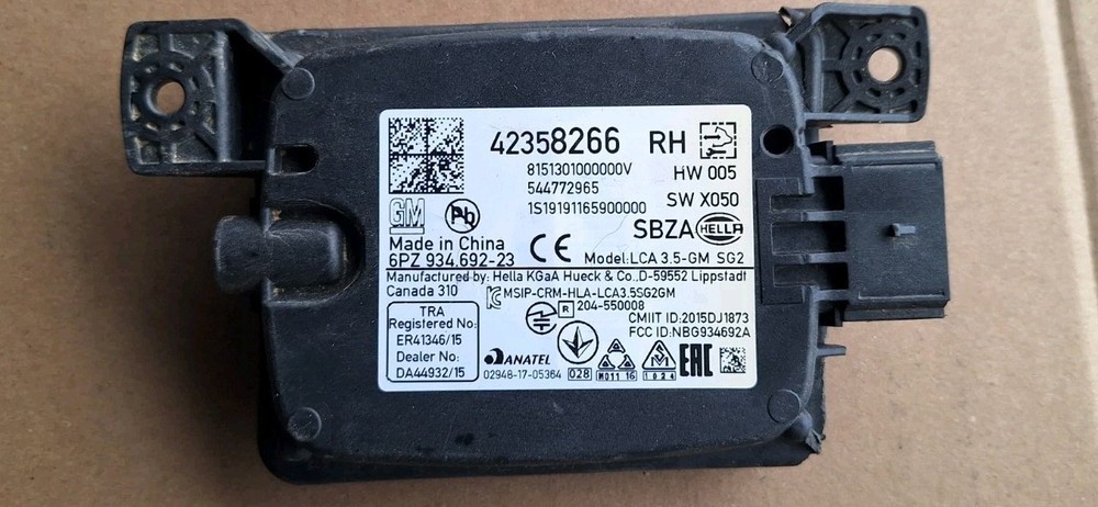 2017-21 CHEVROLET TRAX ENCORE RIGHT SIDE BLIND SPOT MODULE SENSOR OEM 42358266