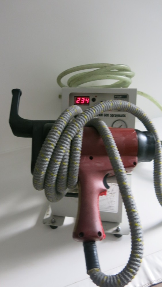 PAM 600 SPRAYMATIC HOT MELT GLUE APPLICATOR