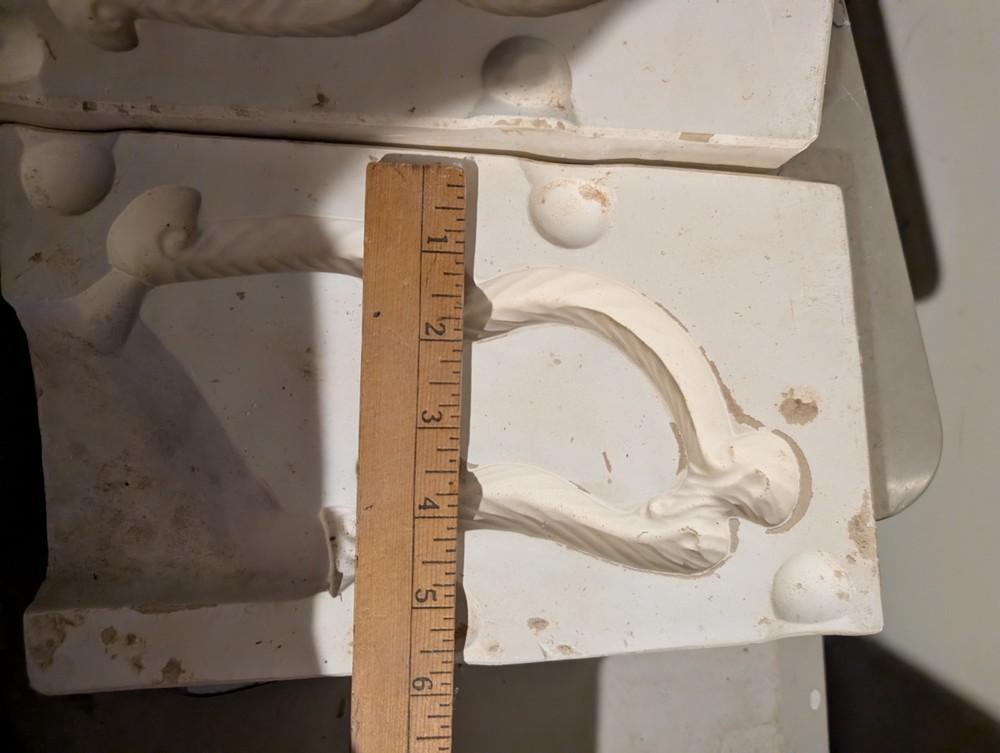 Fancy Handle Vintage Slip Casting Ceramic Mold