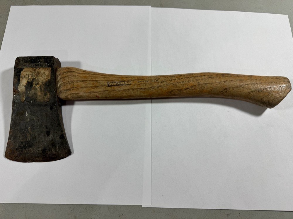 Vintage 1-1/4 lb. Stanley 59-200  Hatchet