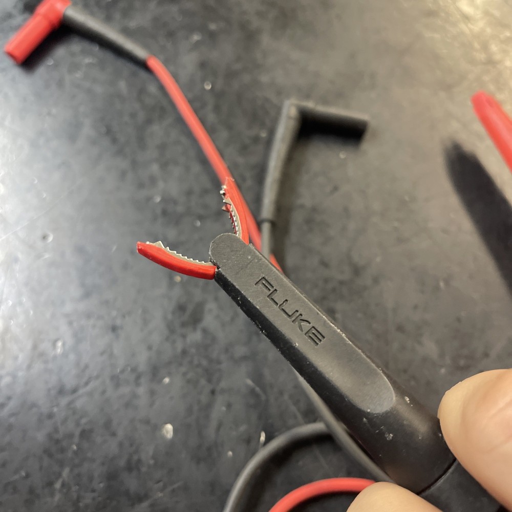 Authentic Fluke AC220 SureGrip™ Alligator Clips