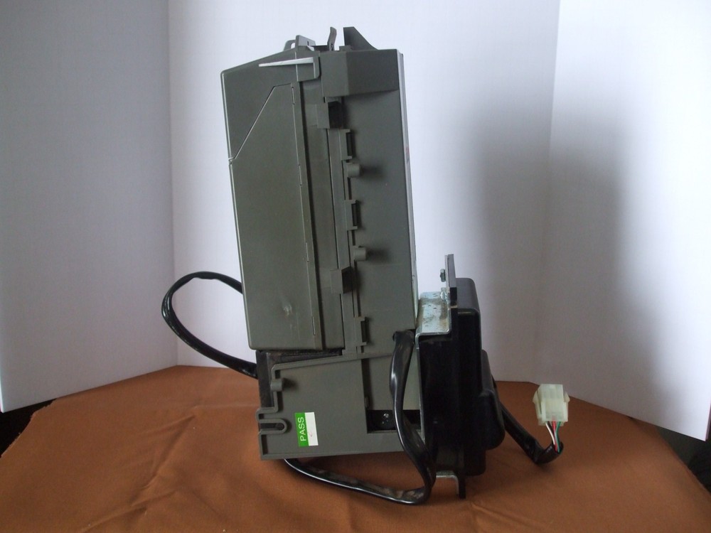 BillPro BP4SX3 34volt bill acceptor. accepts 1s & 5s