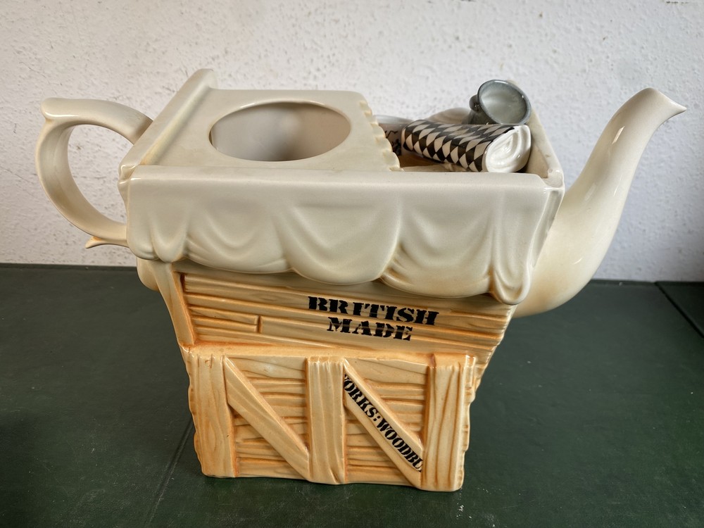 Cardew Design Hardware Shop Teapot *DMG*