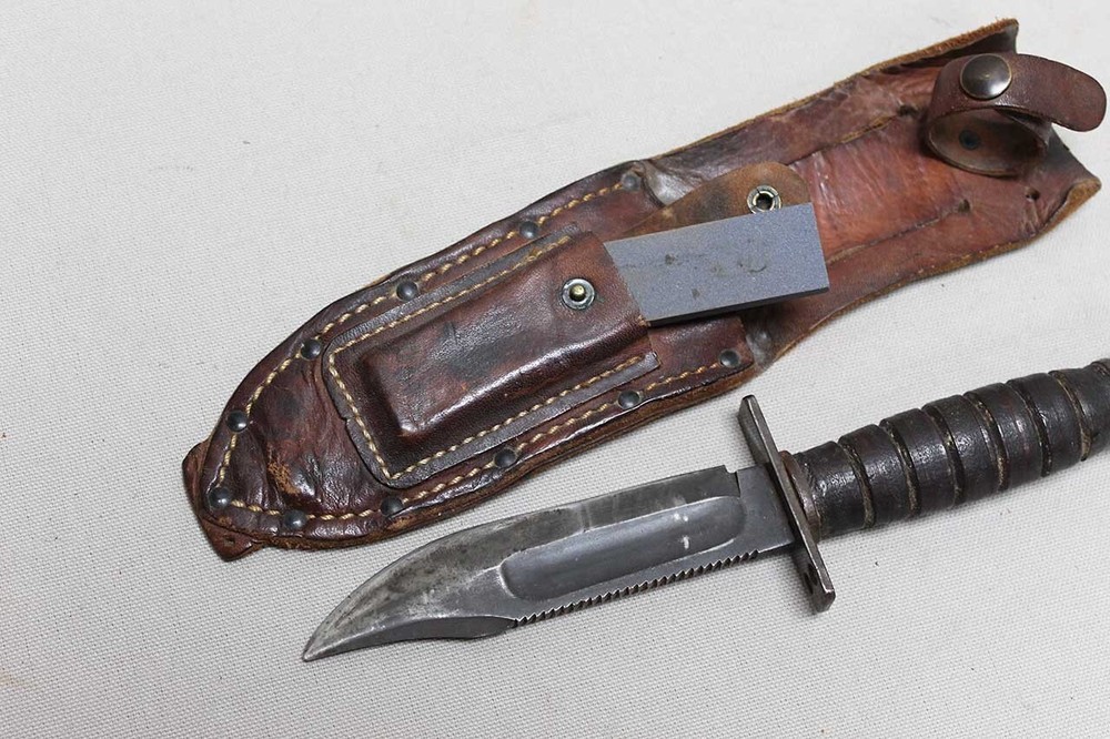 US Jet Pilot Knife Camillus NY Marked Blade . DWU1078