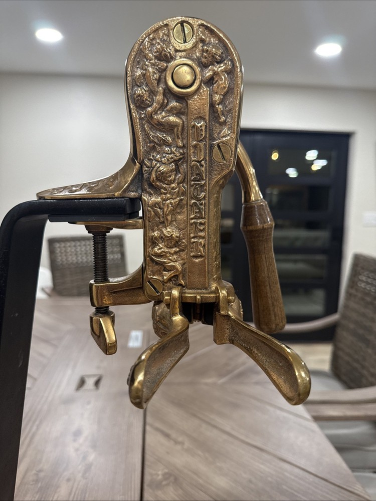 Vintner Mounted Wine Bottle Opener
