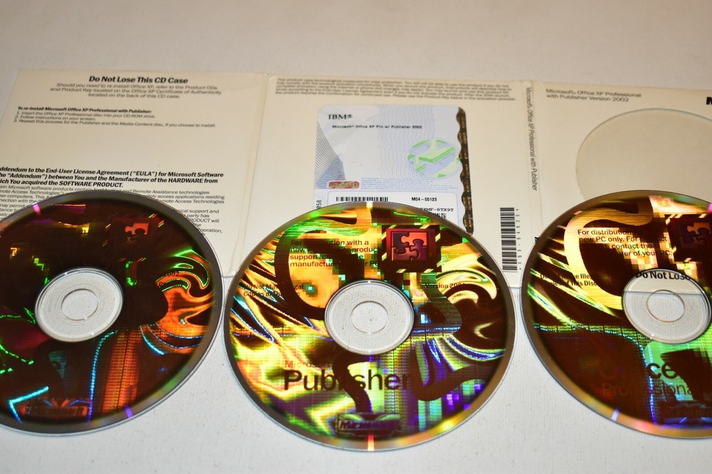 IBM Microsoft Office XP Professional w/ Publisher 2002 - 3 Disc Set
