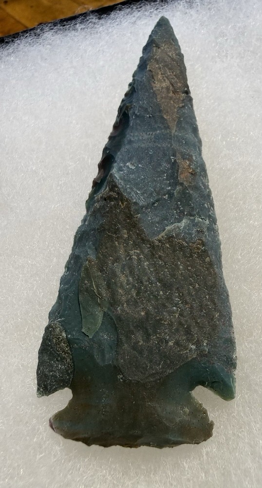 Gorgeous Modern Spear Point Arrowhead 3.5” W/Display Box