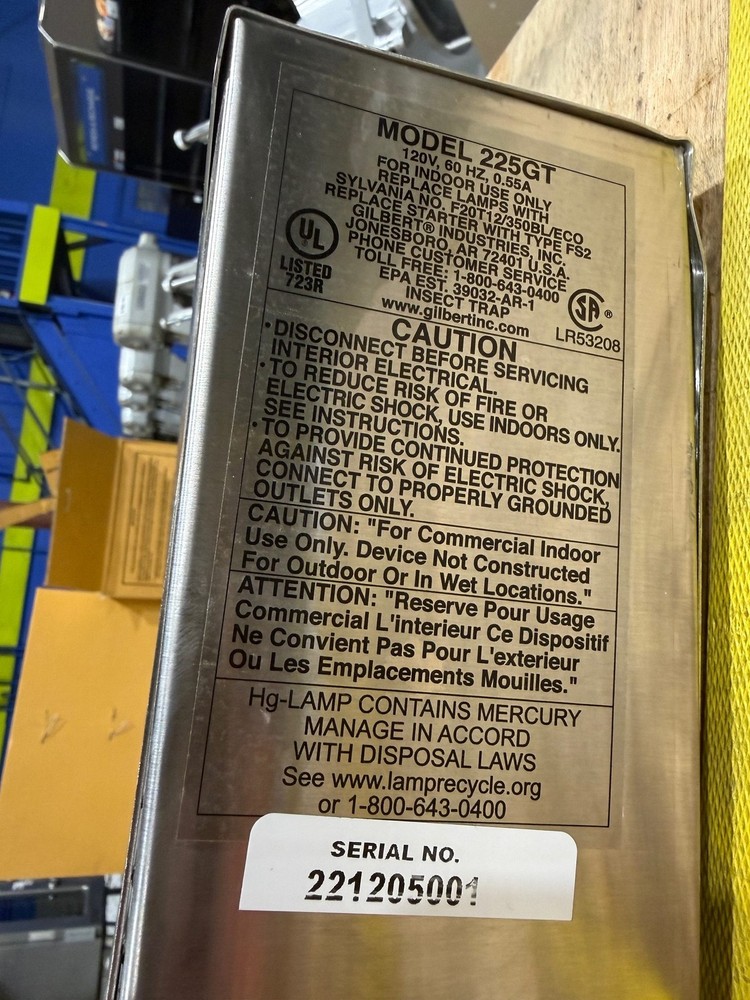 GILBERT 225GT STICKY FOX FLY LIGHT