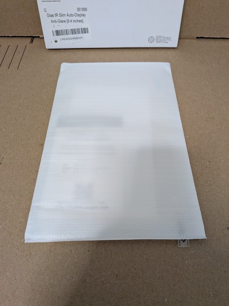 Spigen GLAS.tr SLIM Auto Display Protector 9.4" - Open Box