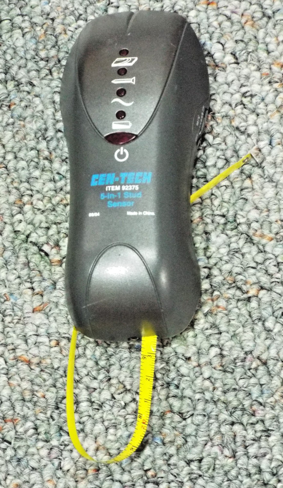 Cen-Tech 5 In 1 Stud Sensor With Led Light Measure.
