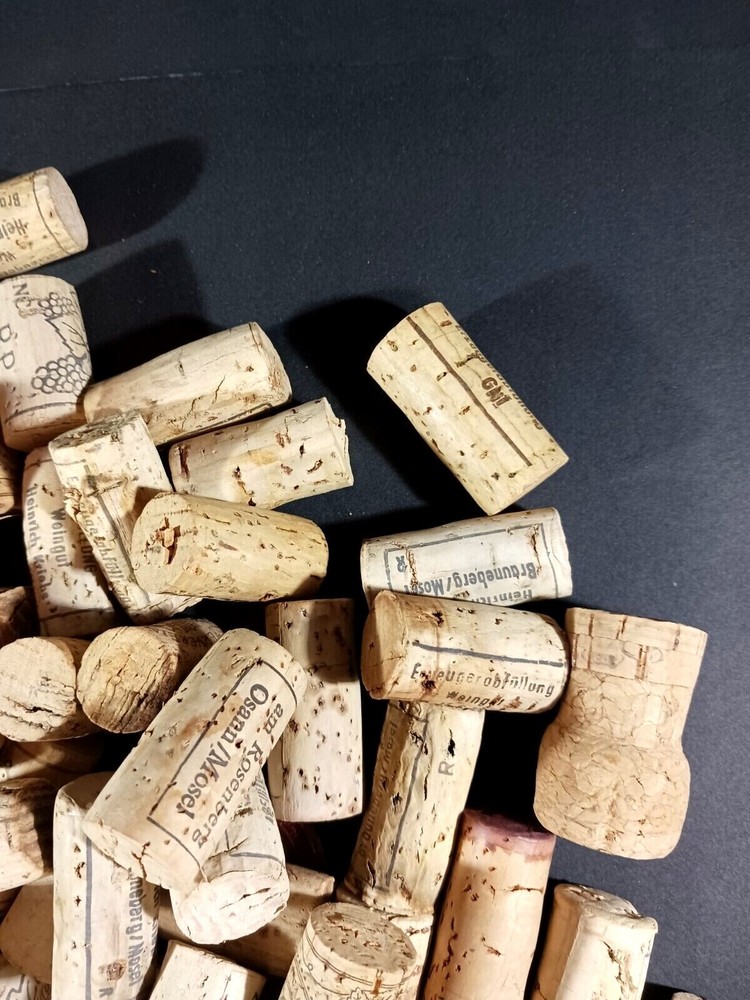 75 Used Natural Wine Corks Crafting Interior Design Projects Diff Sizes/Shapes
