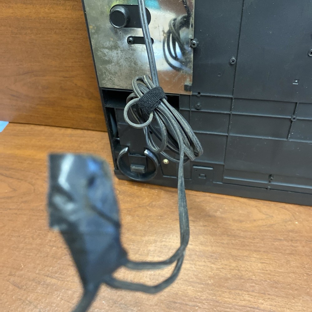 Admiral JFA-67214 5 Disc CD Changer Player Read Description- Works Great